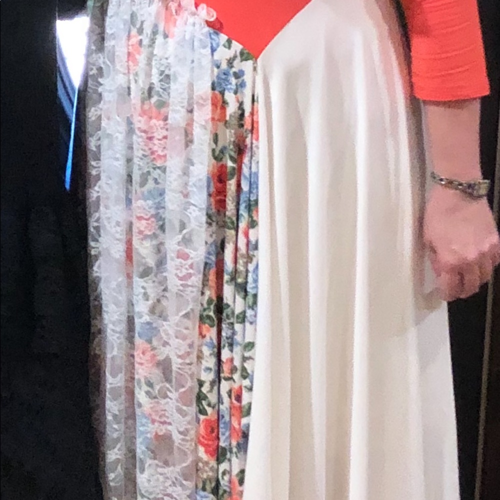 Custom made dress. - Picture 10 of 10
